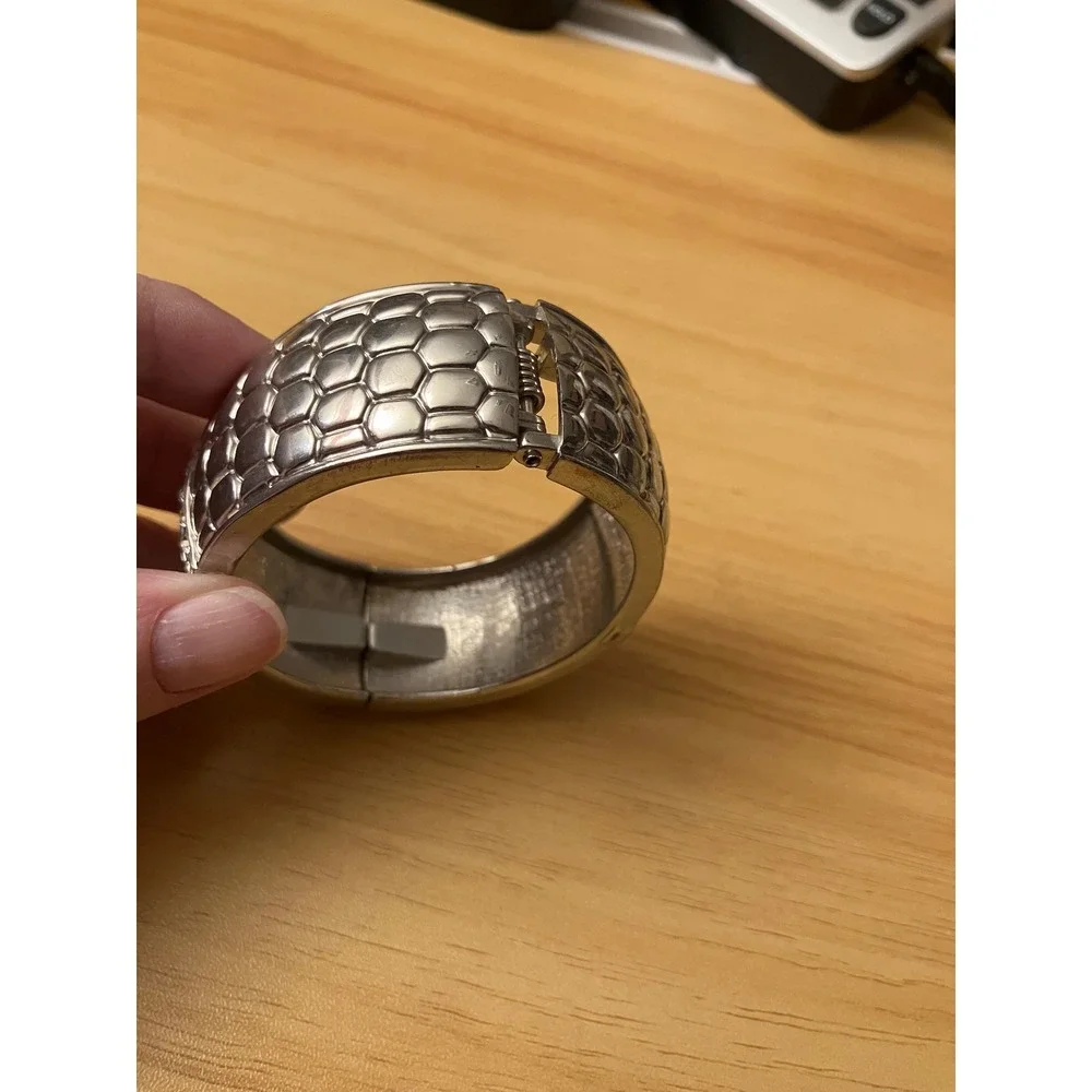 Vintage Silver-Tone Hinged Bangle Bracelet with‎ Rhinestones